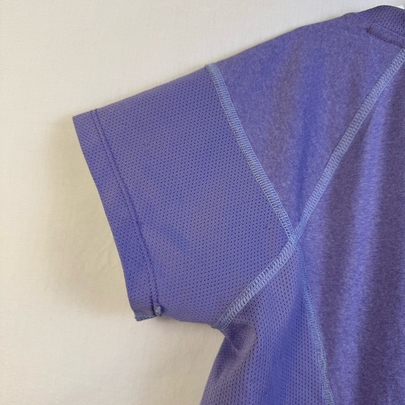 North Face Women's FlashDry Short Sleeve Purple V-Neck T-Shirt Size L - Picture 4 of 5